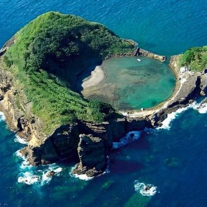 Açores reabrem ilhéu de Vila Franca do Campo para banhos, 88 zonas balneares