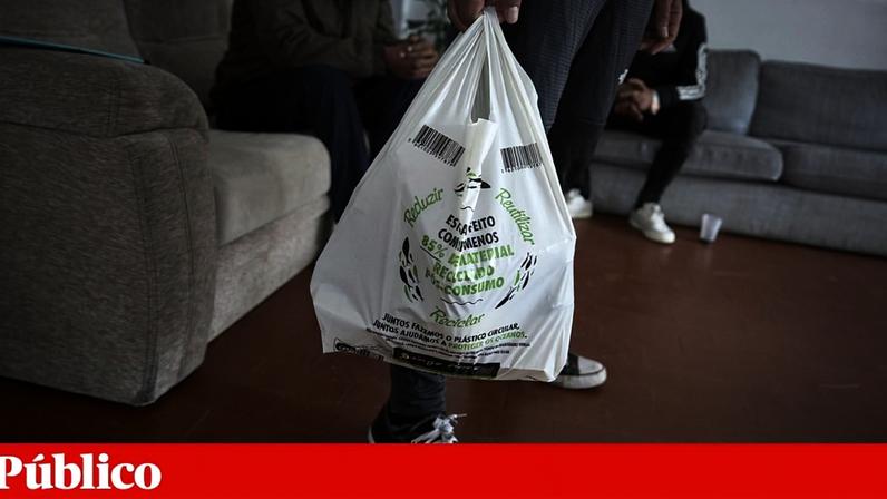 Apoio dado aos mais carenciados passou a ser assumido pelas câmaras em Abril de 2023