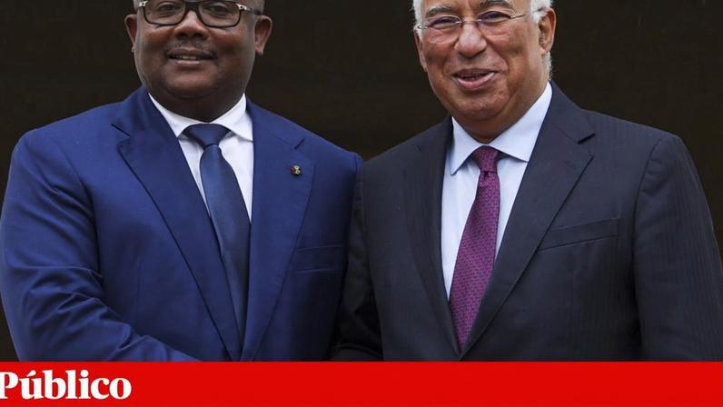 António Costa recebendo Umaro Sissoco Embaló no palácio de São Bento, em Lisboa, em Outubro de 2023