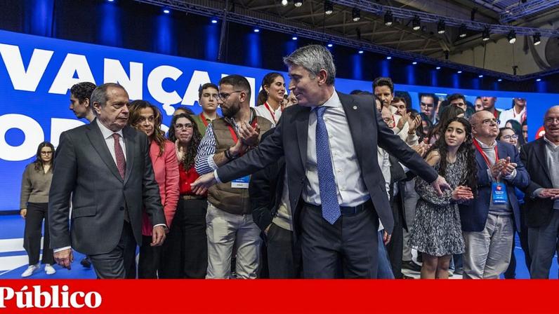 José Luís Carneiro com Carlos César no Congreso do PS realizado em Março deste ano