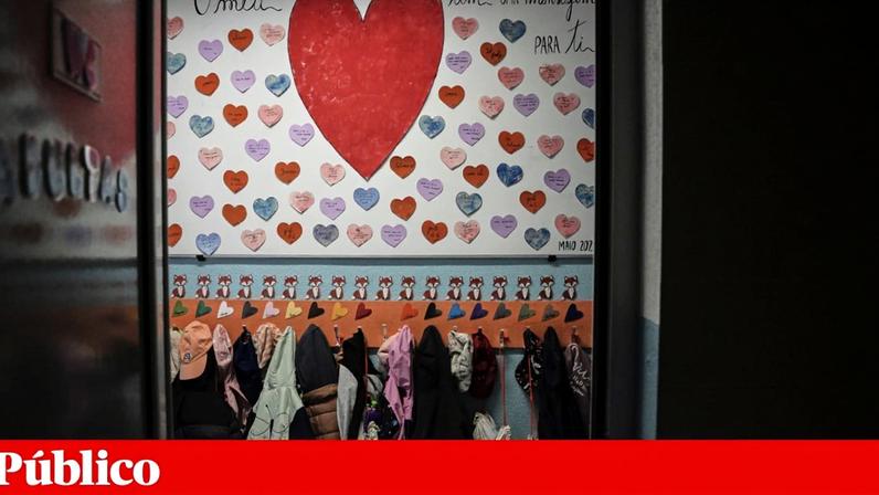 PCP, Livre e Bloco de Esquerda queriam que fosse aprovada uma rede pública de creches, como já existe no pré-escolar, mas propostas foram rejeitadas