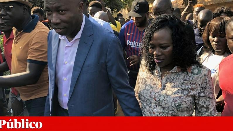 Domingos Simões Pereira, com a mulher, na segunda volta das presidenciais de 2019 que perdeu para Umaro Sissoco Embaló