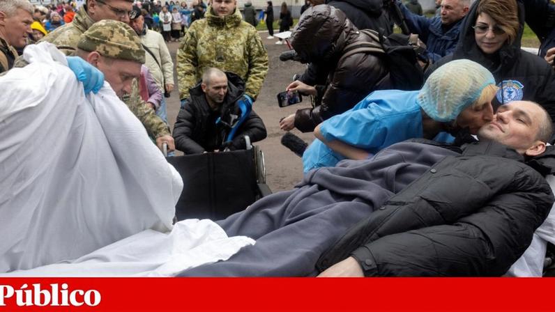 Rússia e Ucrânia trocam prisioneiros no início da trégua de Páscoa