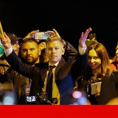 Magyar celebra vitória eleitoral e afirma libertar a Hungria do regime de Orbán