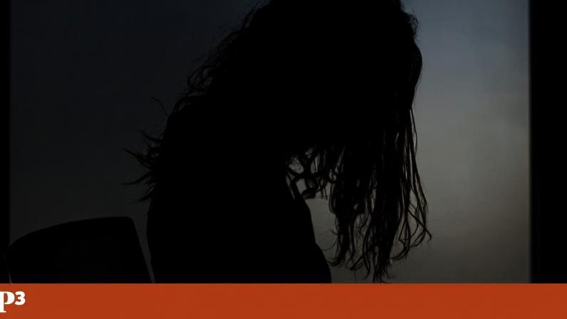 Linha de prevenção do suicídio recebeu 14 mil chamadas, de jovens e mulheres