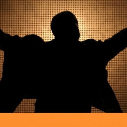 Kanye West adia concerto em Marselha após tentativa de proibição francesa