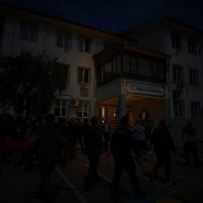 Nove mortos e 13 feridos em ataque a escola no sudeste da Turquia