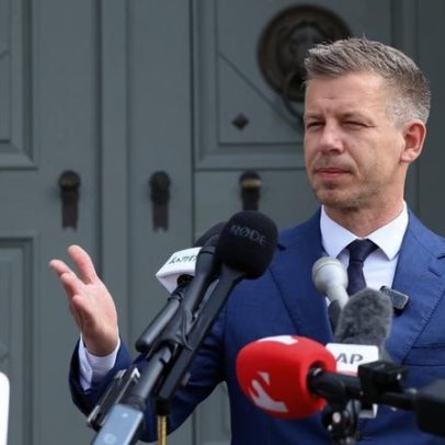 Magyar quer formar Governo rápido e pede demissão do Presidente