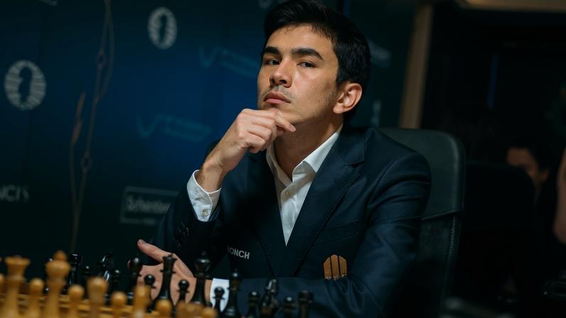 Javokhir Sindarov é um dos mais talentosos xadrezistas da actualidade