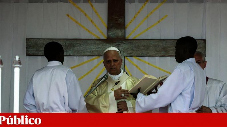 Papa em Angola desde sábadp