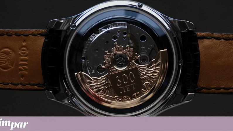 Britânico restaura relógios soviéticos na Rússia para o mercado de luxo e Putin