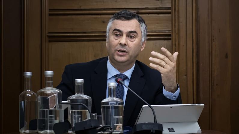 Ministro diz que falta de professores é menos grave do que se diz