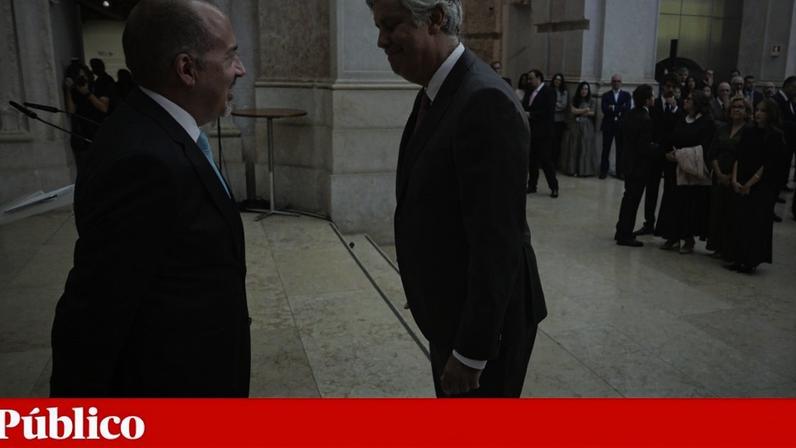 Santos Pereira aponta apoios à restauração; Centeno negou fuga de licenciados