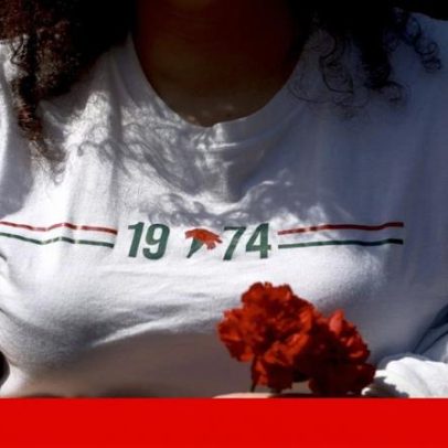 Moedas vê petição contra desvalorização do 25 de Abril como ataque político