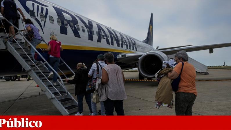 Ryanair encerra operações nos Açores; preços de voos sobem