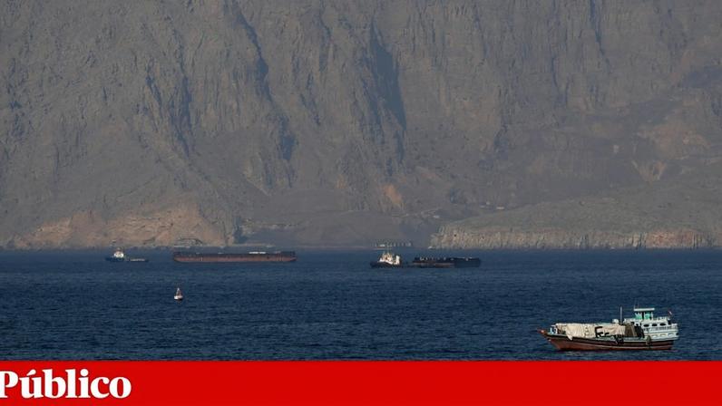 Como o Irão mantém o estreito de Ormuz com a armada mosquito
