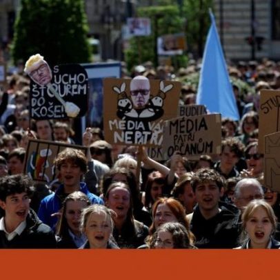 Estudantes Checos protestam contra cortes no financiamento da mídia
