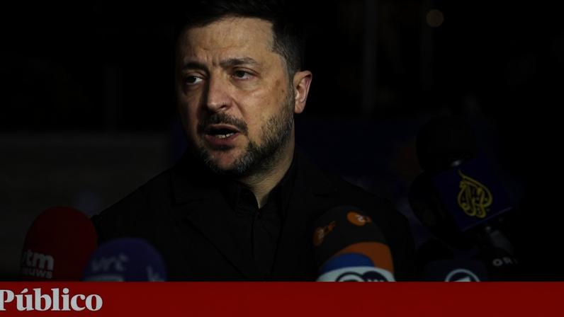 Zelensky afirma que EUA mantêm fornecimento de armas a Kiev