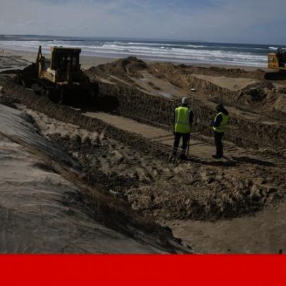 Areais das praias portuguesas reduzem-se com temporais e recebem renovações de areia