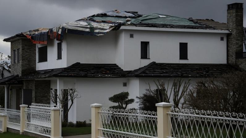 Gastos de famílias na recuperação de casas levaram muitas famílias a suspender pagamento do empréstimos da casa
