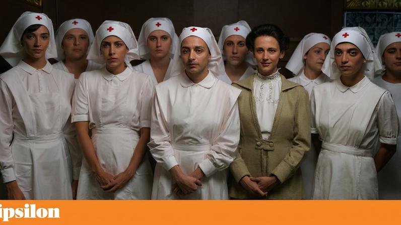 Damas: o século ilustrado em imagens históricas