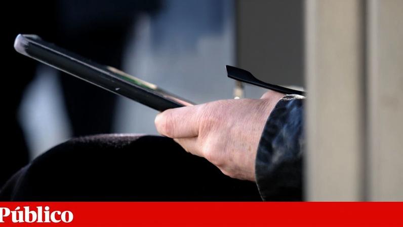 Freguesias portuguesas terão telefone satélite Starlink ainda este ano