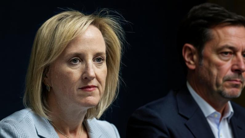 Embaixadora interina dos EUA na Ucrânia deixa cargo após divergências com Trump