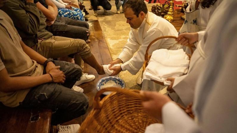 Lava-pés a imigrantes: apelo à acolhida sem discriminação