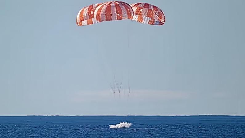 Astronauta conclui missão espacial com sucesso