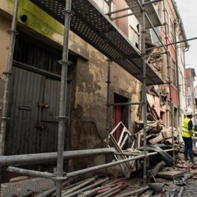 Derrocada em Miragaia causa receio sobre casas devolutas e riscos