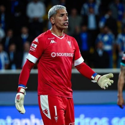 Estoril: gastroenterite de Joel Robles levou à estreia de Martin Turk na Liga