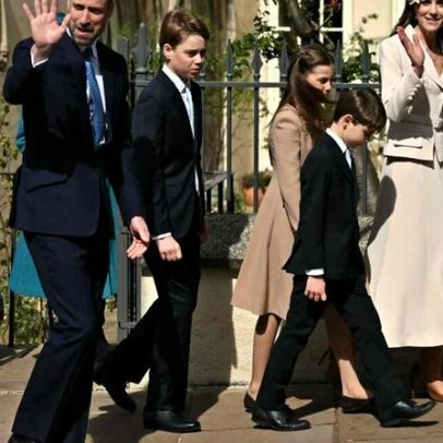 Família real britânica reúne-se na missa de Páscoa