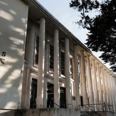 Tribunal de Leiria adia sentença de professor acusado de agredir aluna