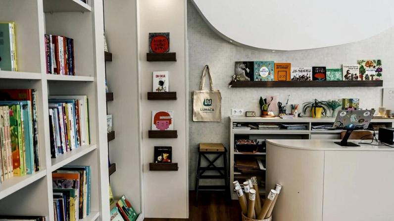 Na Lumaca, livraria em São Domingos de Benfica inspira leitura via ilustração