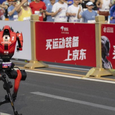 Robot humanoide bate recorde mundial na meia-maratona