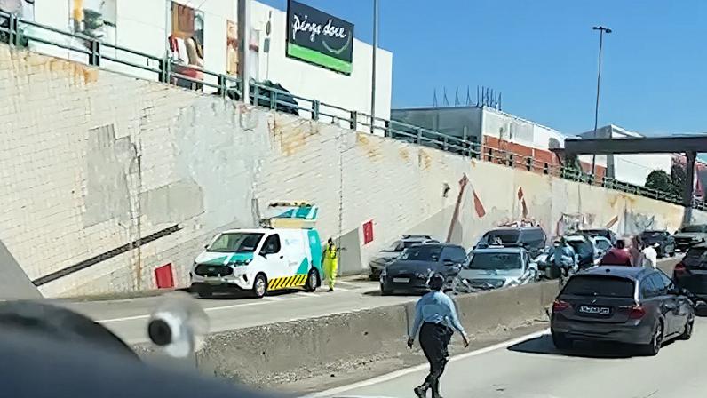 Perseguição e acidente mobilizam grande aparato na Avenida AEP