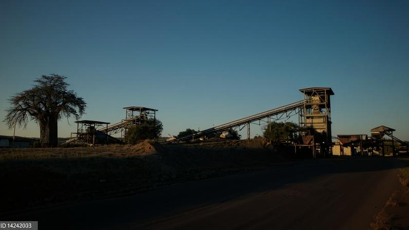 Ministra moçambicana defende maior produção interna para conter pressão cambial