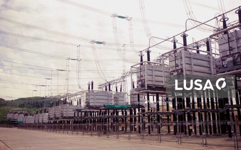 Exportação de eletricidade por Moçambique recuou 41% em 2025