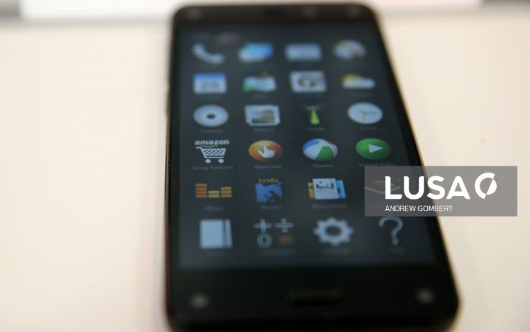 Polícia apreende mais de 90 telemóveis em cadeia de máxima segurança em Maputo