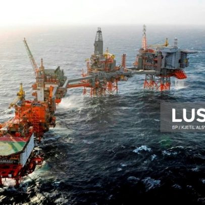 Preço do petróleo Brent volta a superar os 100 dólares