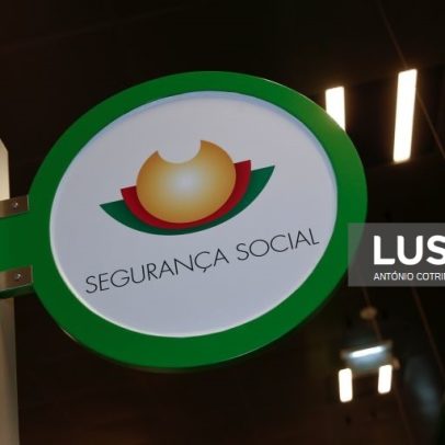 Governo adia pagamentos à Segurança Social para transportes de mercadorias