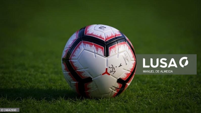 Portugal empata sem golos com Espanha e falha Europeu sub-19 feminino de futebol