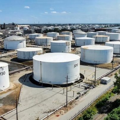 Brent para entrega em junho cai 13% para 94,75 dólares