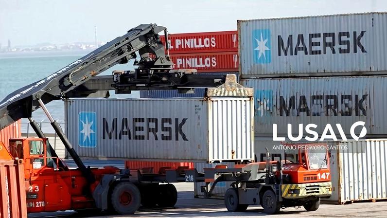 Exportações de bens caem 14,9% e importações 6,3% em fevereiro - INE