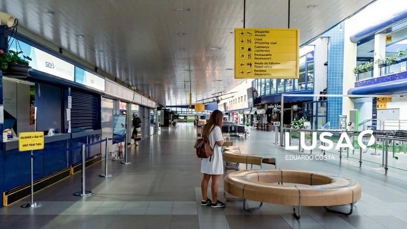 Passageiros desembarcados nos aeroportos dos Açores caem novamente em março