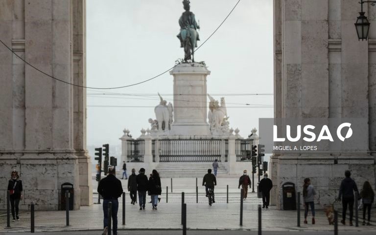 FMI prevê défice de 0,1% em Portugal em 2026