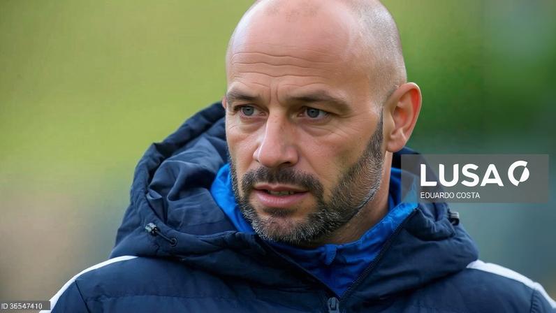 Franclim Carvalho assume lugar de Anselmi no Botafogo