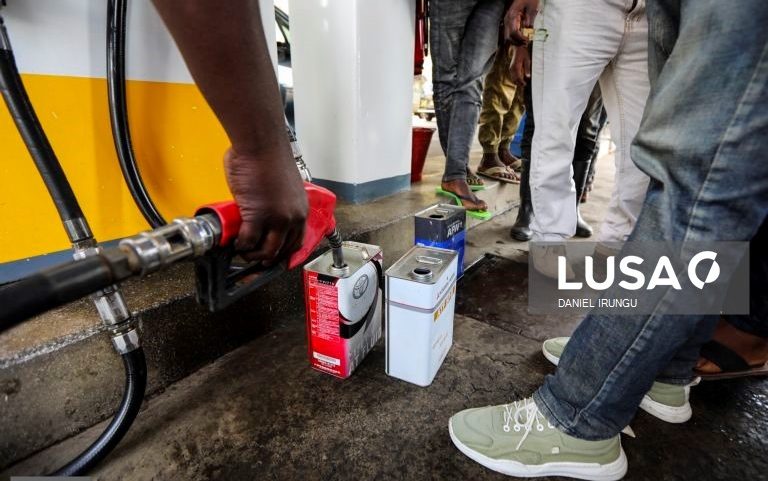 Transportadores moçambicanos alertam para impacto da falta de combustíveis
