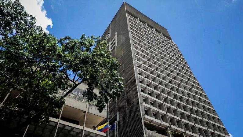 EUA suspendem sanções à banca estatal venezuelana
