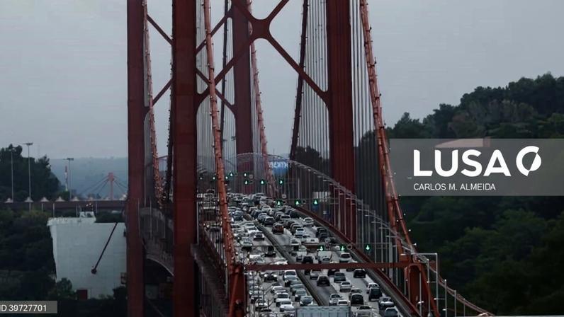 Trânsito restabelecido no sentido sul-norte da ponte 25 de Abril após acidente